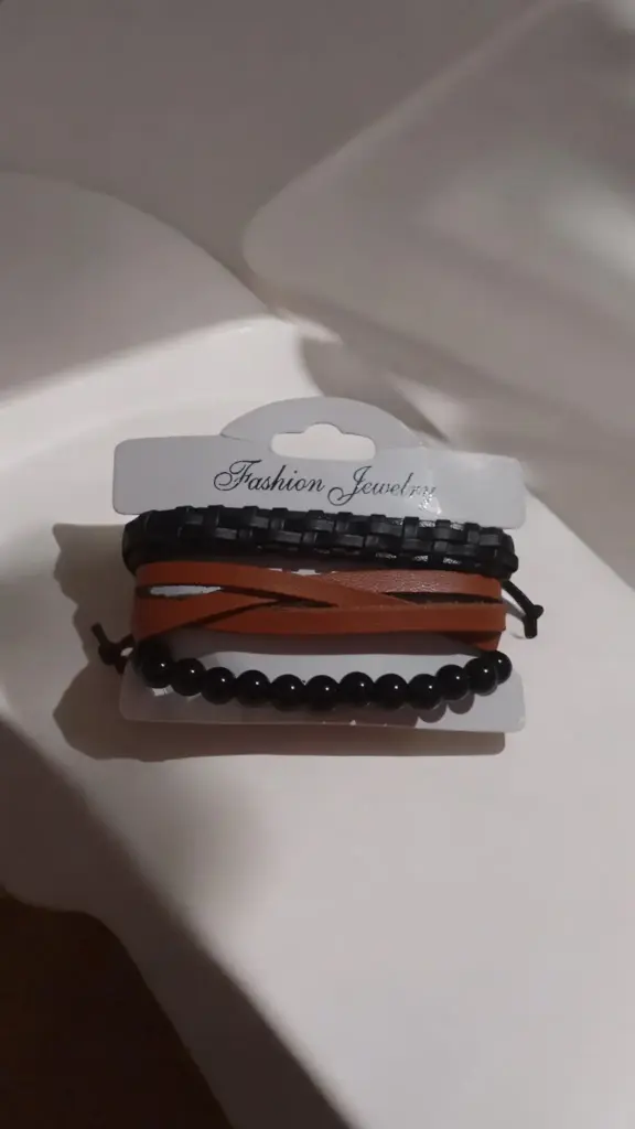 Luxary Bracelet for Men Shiny Black Colour Leather Bracelet for Men Accessories
